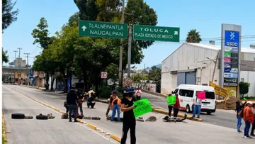 Bloqueo en la Vía López Portillo paraliza Tultitlán y suspende servicio del Mexibús