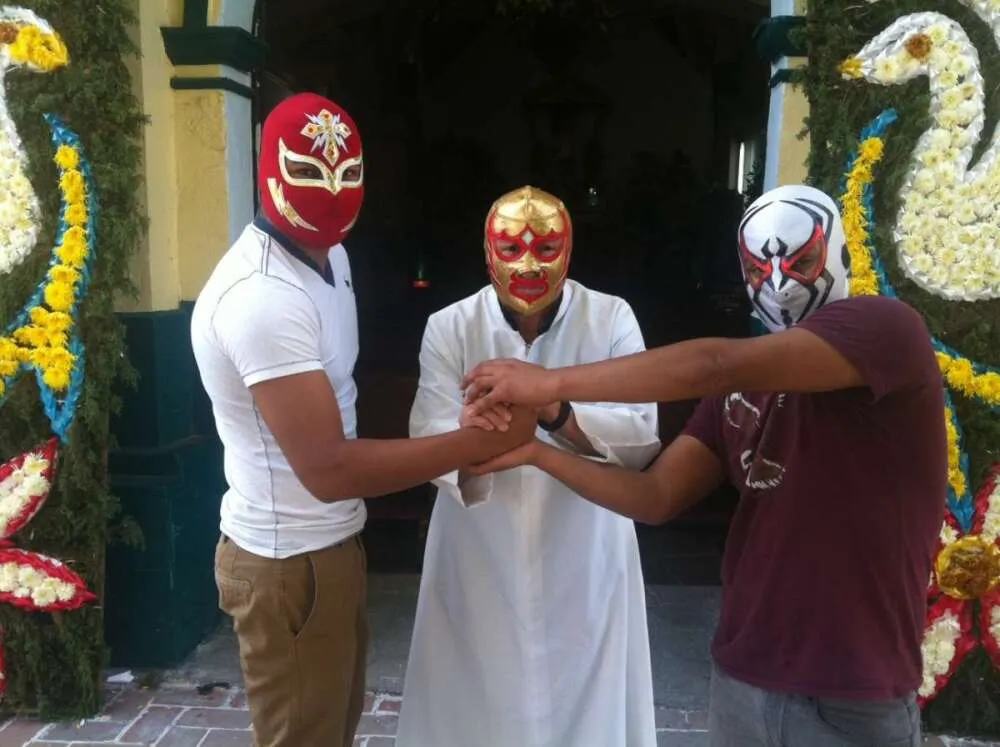 Fray Tormenta, el sacerdote que se hizo luchador