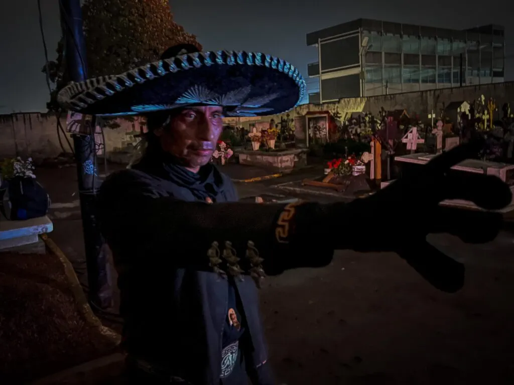 Regocija Metepec a visitantes con programa cultural por día de muertos