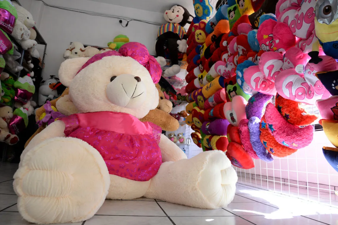 Pandemia afecta productores de peluches en Xonacatlán