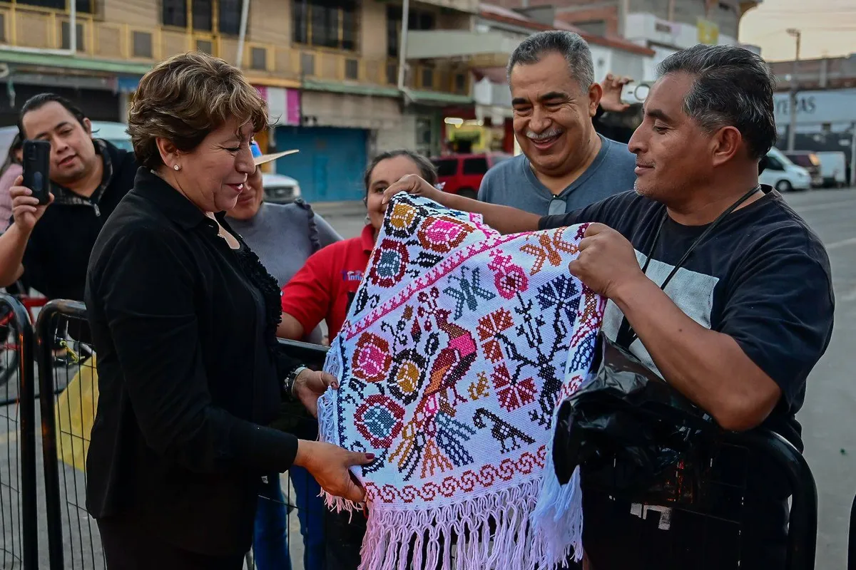 Supervisa Delfina Gómez rehabilitación del mercado “Benito Juárez” en Chiconcuac