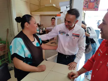 Crece Fernando Flores a pesar de guerra sucia
