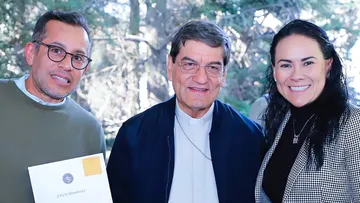 Alejandra del Moral se reúne con integrantes de la Arquidiócesis de Toluca