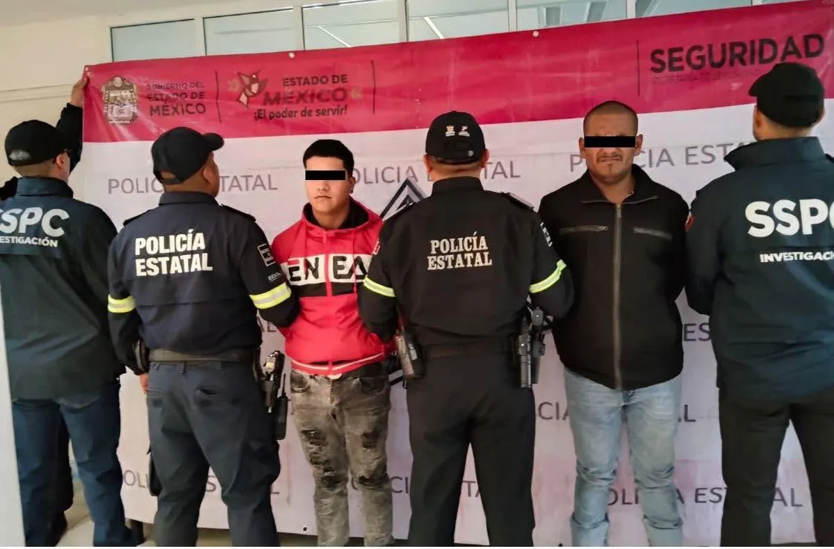 Detienen a dos presuntos homicidas en la Terminal de Toluca