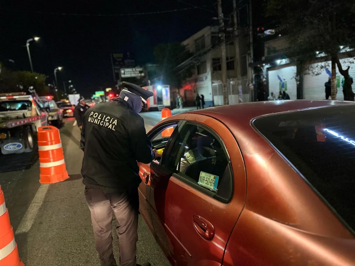 Caen 33 conductores ebrios en Toluca