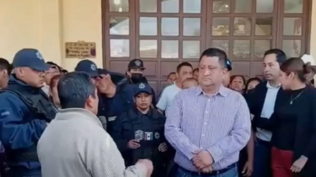 Crisis de agua estalla en Atlautla