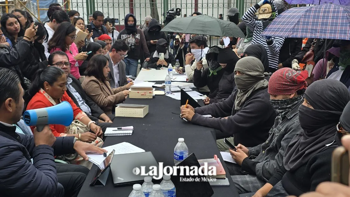 UAEMéx: #Potrogate Ampliarán periodo de consulta del artículo 43 del Estatuto Universitario