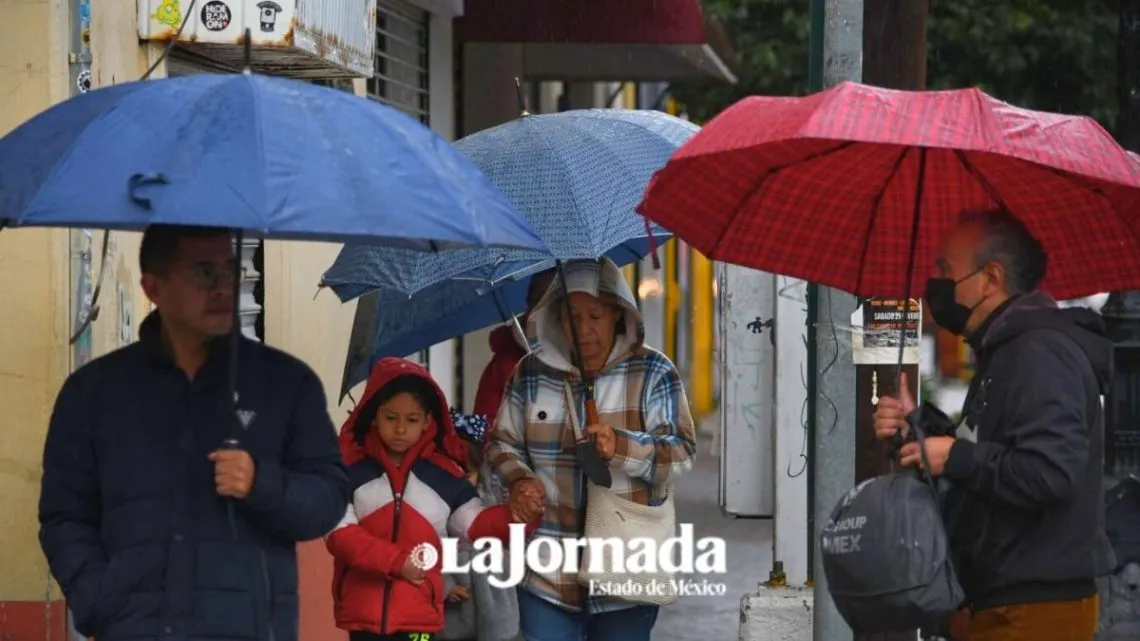 Edomex: Frente frío provoca nevadas y lloviznas