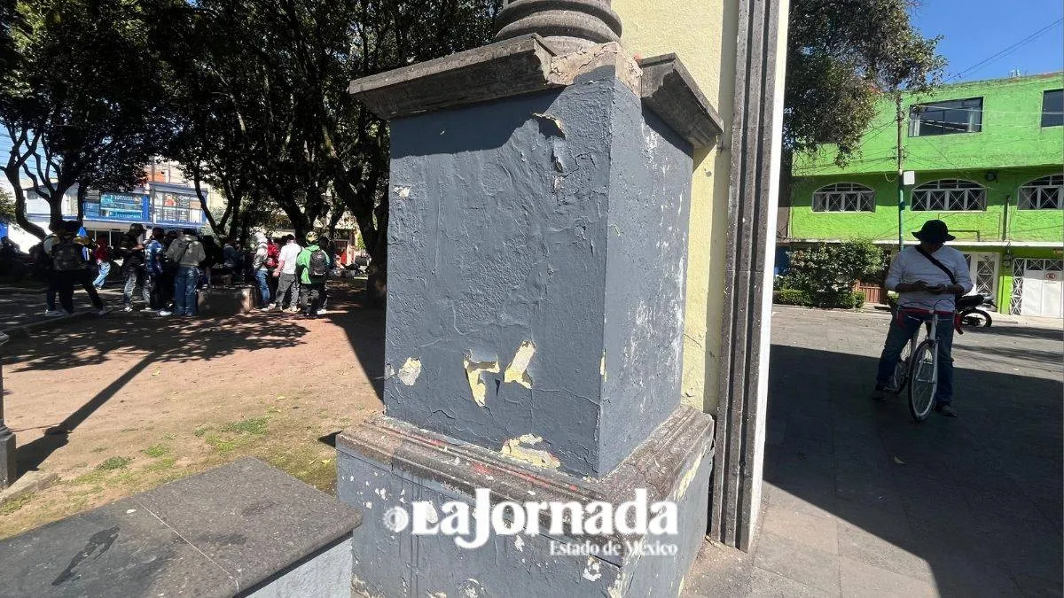 Monumentos de Toluca muestran deterioro visible