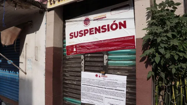 Naucalpan clausura establecimientos durante operativo "Giros Rojos"