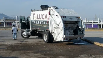 Toluca garantiza recolección de basura pese a incidente en Xonacatlán.