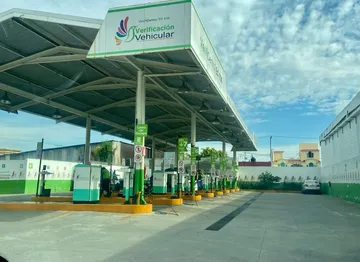 Reportan baja afluencia pese a prórroga en Verificentros del Edomex