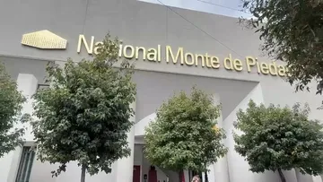 Reapertura del Monte de Piedad concentra usuarios en Toluca