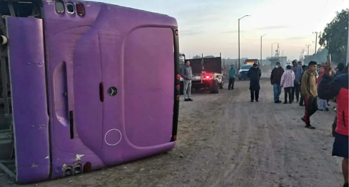 Cuautitlán Izcalli: Seis lesionados, tras volcadura de camión