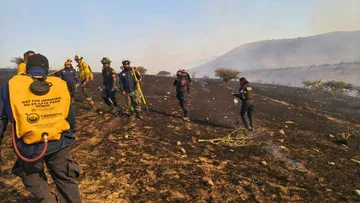 Incendio moviliza a cuerpos de emergencia en Tepotzotlán