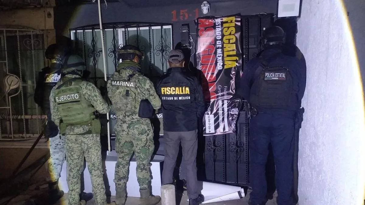 Autoridades aseguran 60 inmuebles invadidos en Ecatepec; hay tres detenidos
