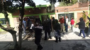 Hijos despojan a su madre de 92 años de su casa, en Chiautla