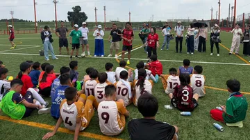 Niños toluqueños cumplen sueño de jugar futbol en Japón