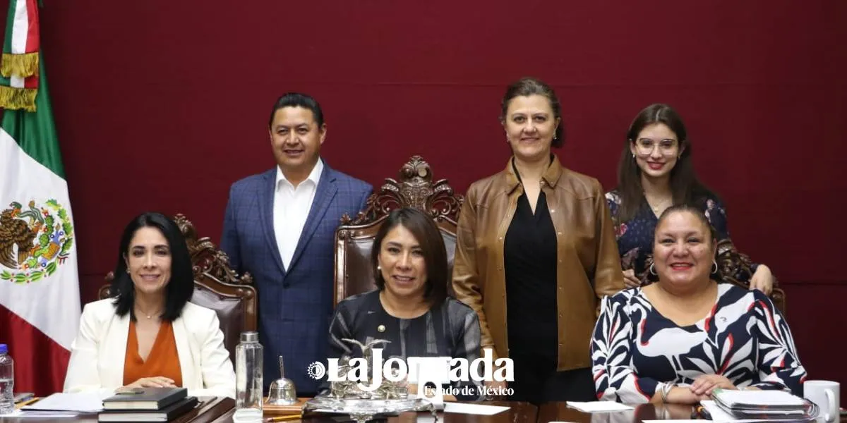 Insiste Morena en combate a la corrupción, ingresa nueva iniciativa