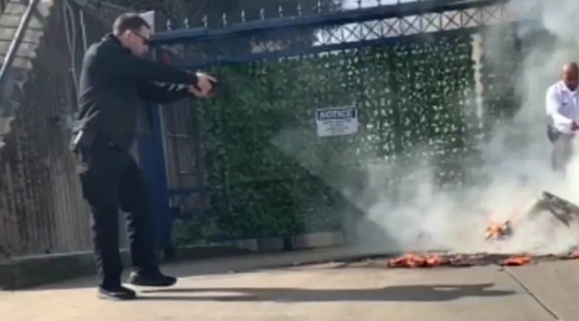 Aaron Bushnell, militar, muere inmolado frente a embajada de Israel