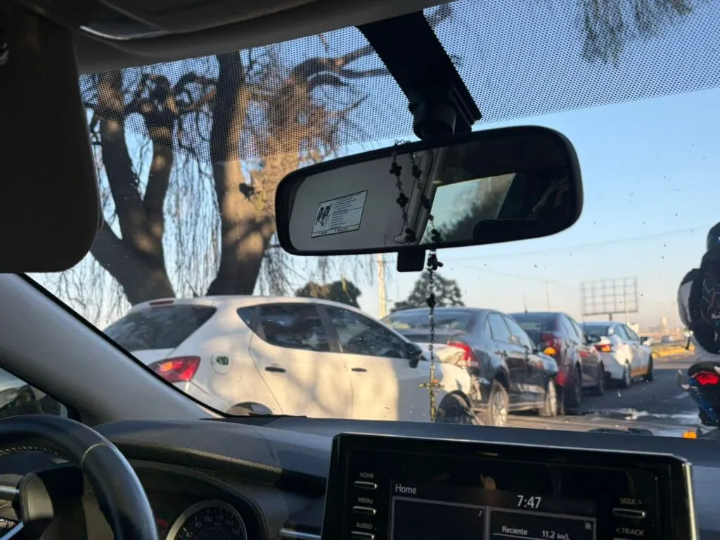 Múltiples accidentes complican la circulación en el Valle de Toluca