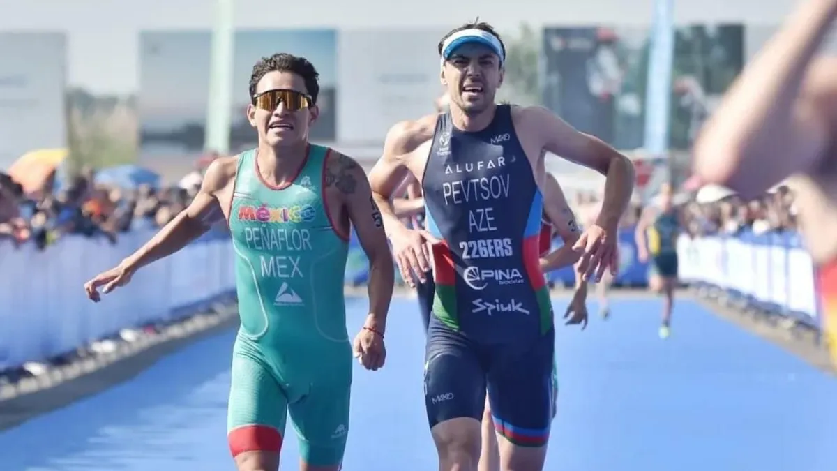 Aram Peñaflor satisfecho por segundo lugar en mundial de Triatlón