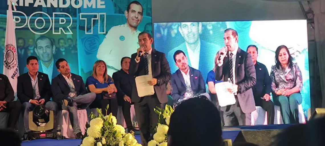 Los recursos de los municipios no son para pagar laudos, sino obras: Francisco Santos
