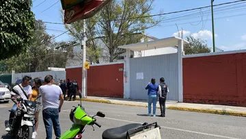Alumno inicia balacera en secundaria de Los Reyes La Paz