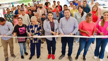 José Paz López inaugura obras en la comunidad del Varejonal en Badiraguato