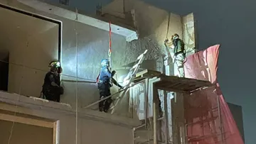 Muere albañil en construcción de Atizapán, bomberos rescatan su cuerpo