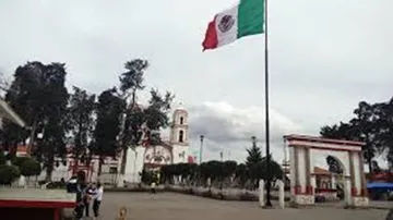 Habitantes de Tlalcilalcalpan levantan plantón