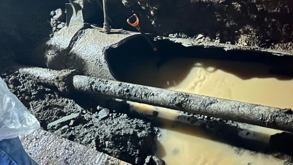 Desabasto de agua en Naucalpan por fuga en Huixquilucan