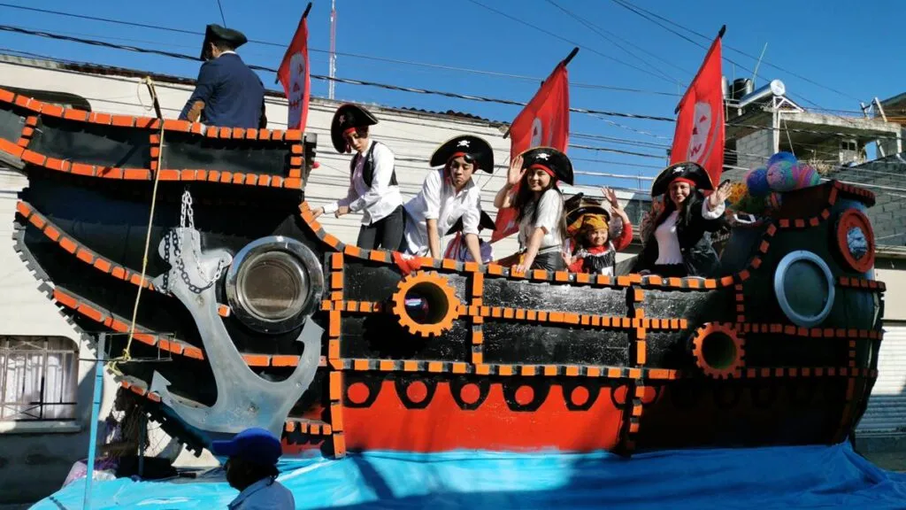 Barrio de El Calvario Tepanuaya, en Mexicaltzingo, celebra al Dulce Nombre de Jesús