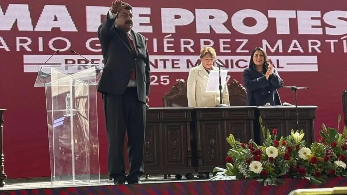 Nazario Gutiérrez toma protesta como alcalde de Texcoco