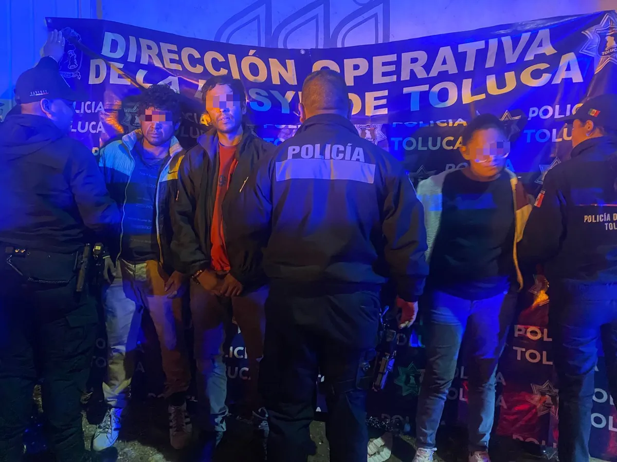 Detienen a tres por robo de cable telefónico en Toluca
