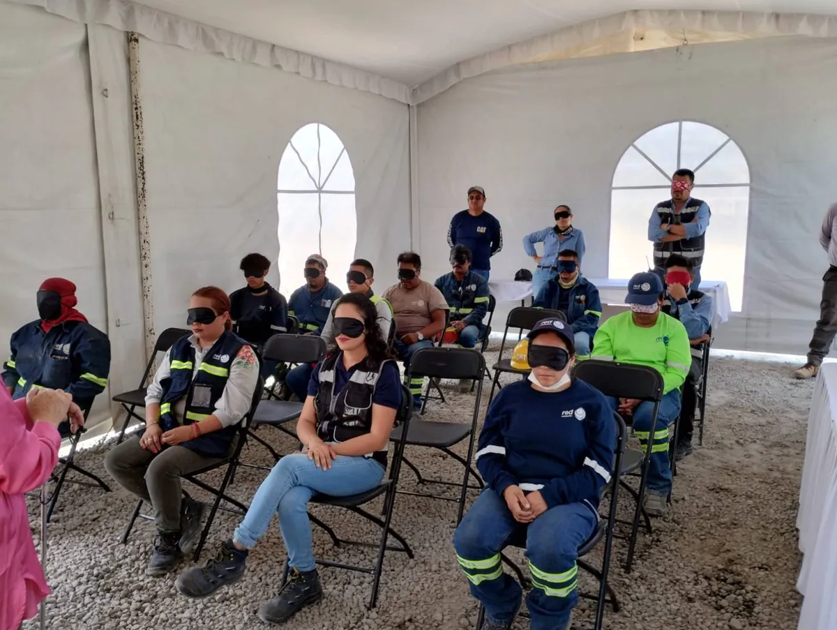 Asociación “Veamos con el Corazón” visita CIPRES Toluca