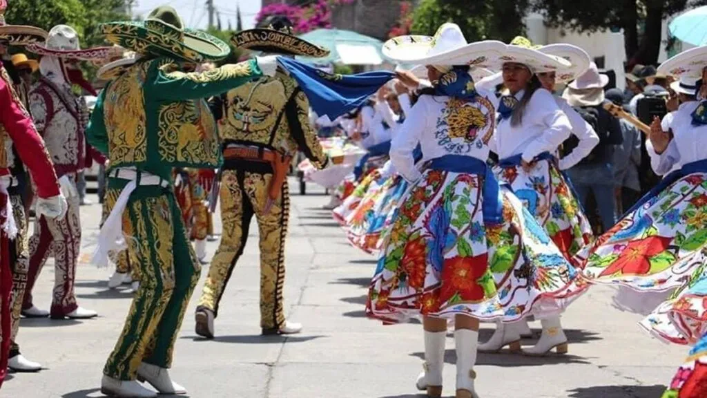 Chimalhuacán prepara el carnaval más largo del mundo