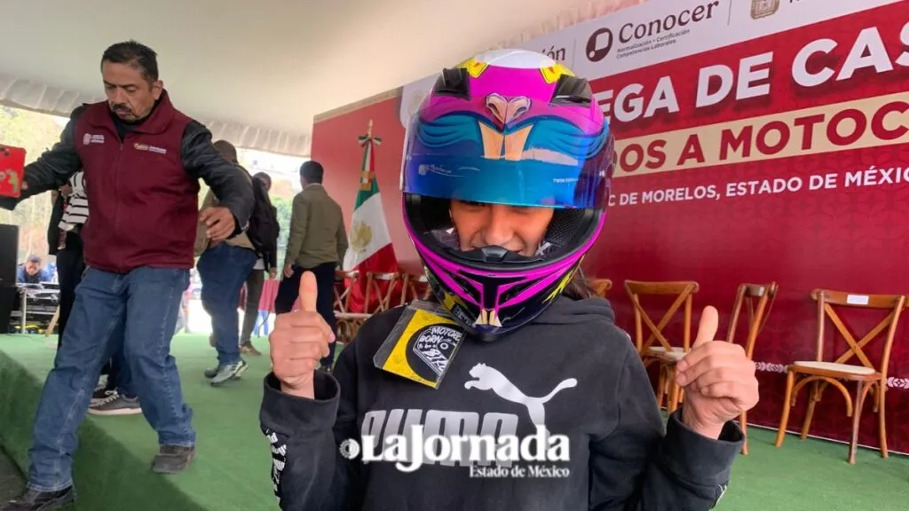 Ecatepec da mil cascos certificados a motociclistas