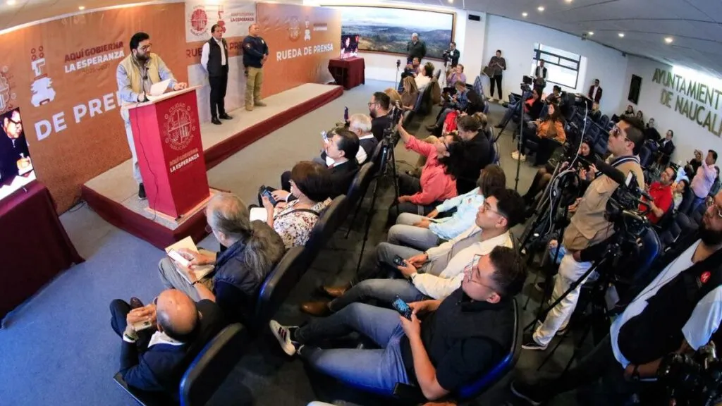 Alcalde de Naucalpan, Isaac Montoya, anuncia operativos contra “chelerías” y más inversión para obra pública y agua