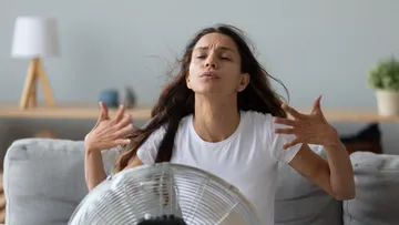 El uso excesivo, el cual también es histórico, de aparatos para mantener frescos lo hogares, como aire acondicionado y su derivados, hace mayor el consumo de energía. Foto: Especial