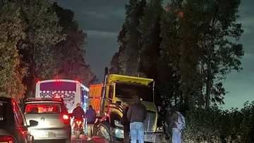 Choque en Chalco-Tláhuac genera complicaciones viales [VIDEO]
