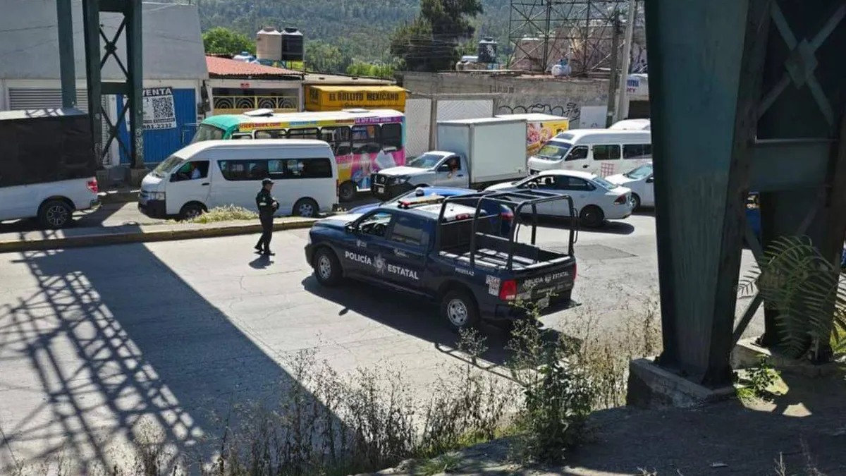 Tlalnepantla: Bloqueo en Gustavo Baz para exigir no más carpetas falsas en juicios
