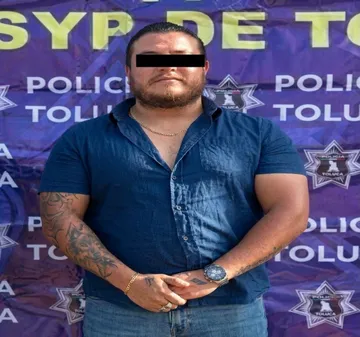 Operativos en Toluca recupera cinco vehículos robados y dejan cinco detenidos