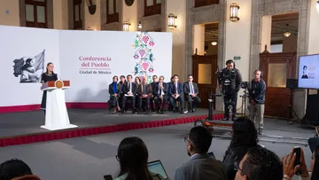 Zoé Robledo presentará una propuesta para mejorar las condiciones salariales de los trabajadores del IMSS, informó Claudia Sheinbaum.