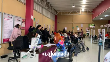 Texcoco: Tardan más de seis horas en tramitar credencial del INE