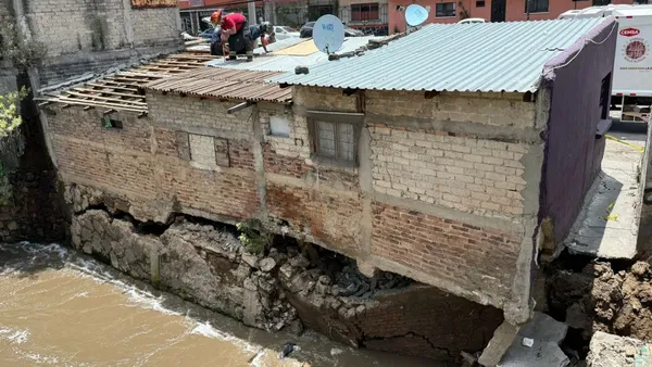 Protección Civil de Naucalpan emite alerta a viviendas junto al Río Hondo