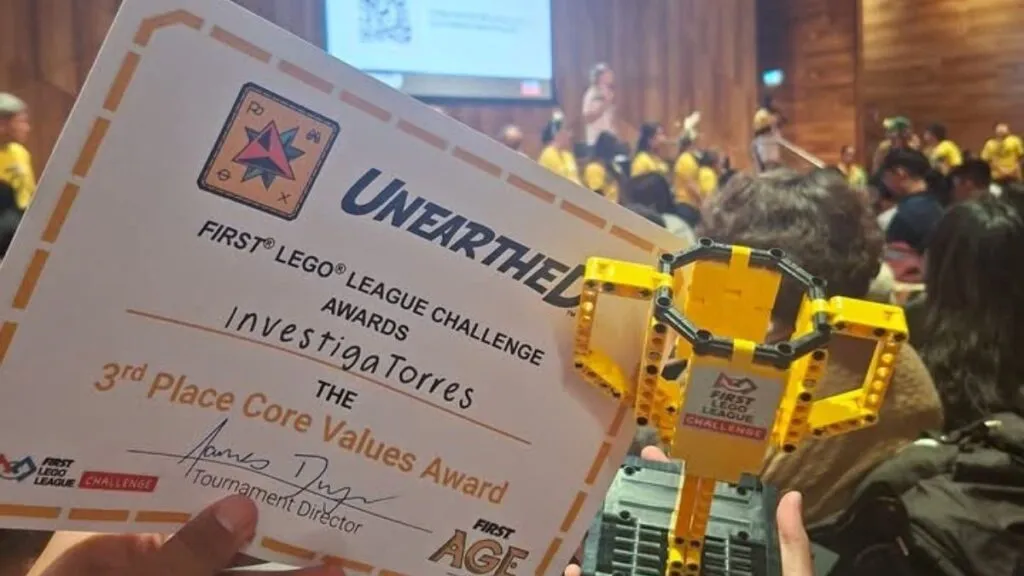 Estudiantes de Zumpango obtienen tercer lugar en campeonato internacional de robótica en Australia