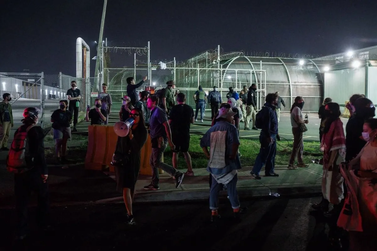 Escapan cuatro personas del centro de detención para migrantes en Nueva Jersey