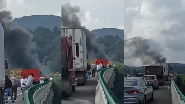 Incendio de vehículo provoca cierre total en la carretera Toluca-Naucalpan [VIDEO]