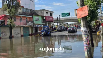 Inundaciones afectan a San Mateo Atenco